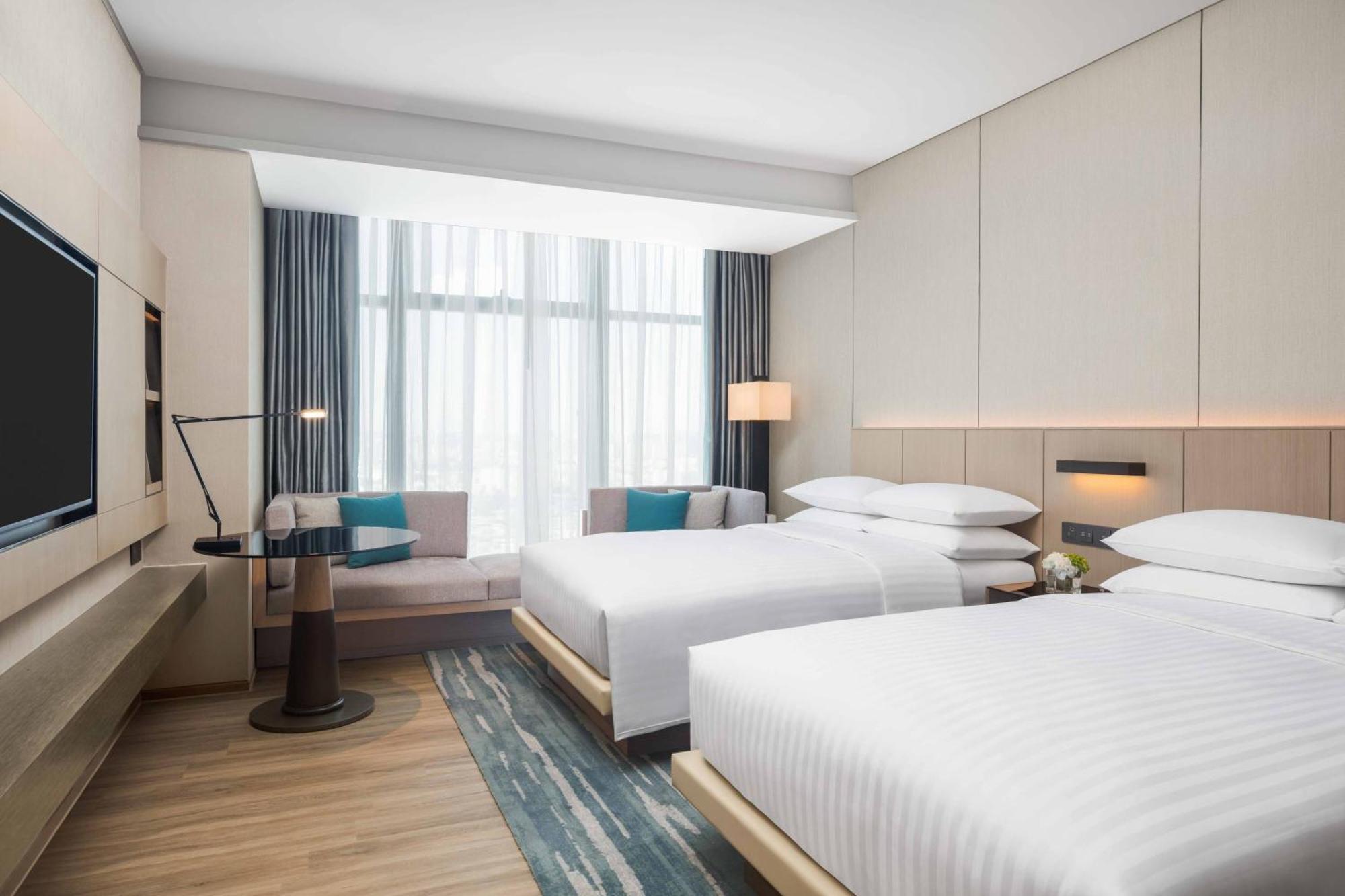 Courtyard By Marriott Shenzhen Bao'An Hotel Екстериор снимка