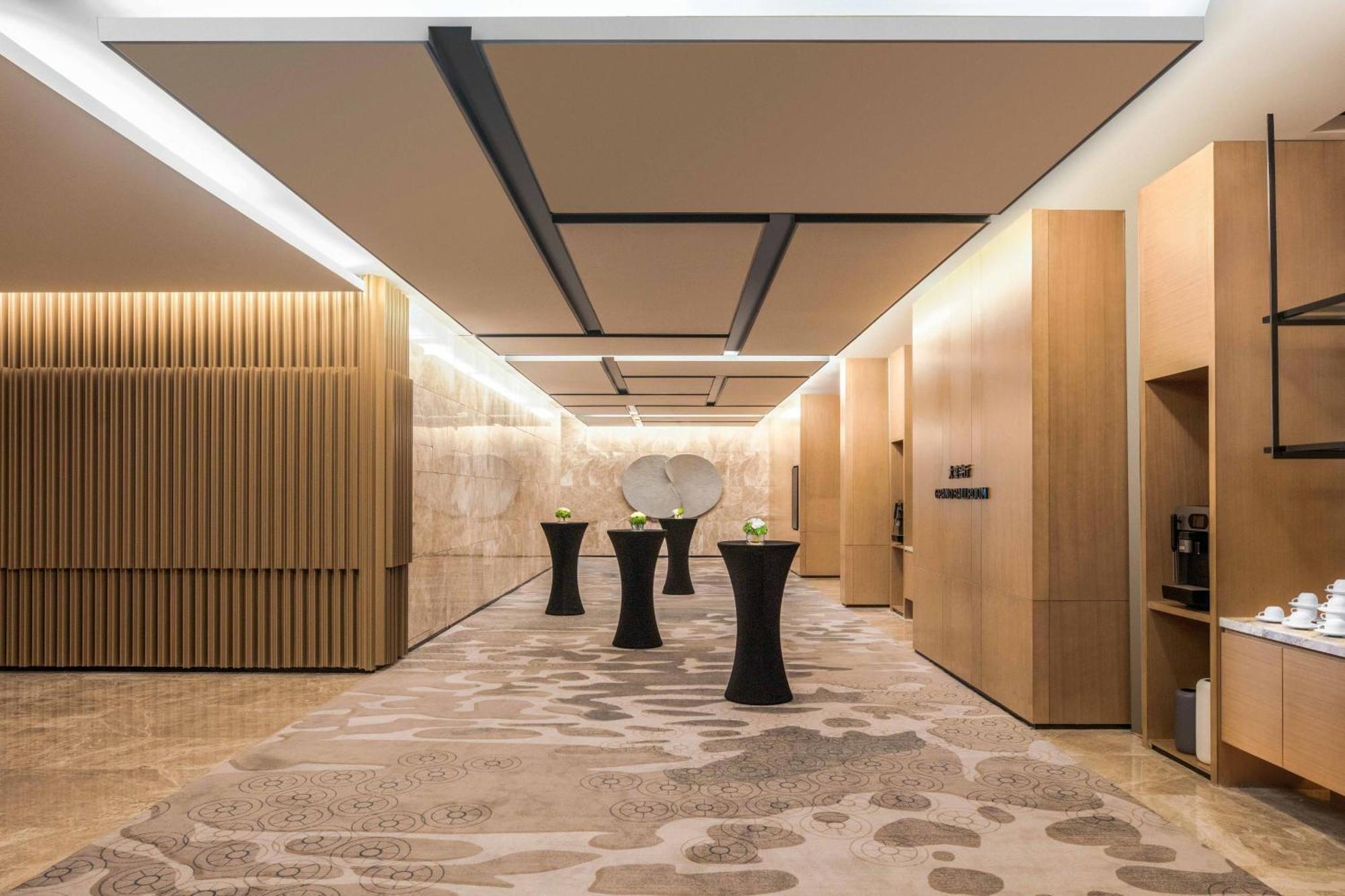 Courtyard By Marriott Shenzhen Bao'An Hotel Екстериор снимка