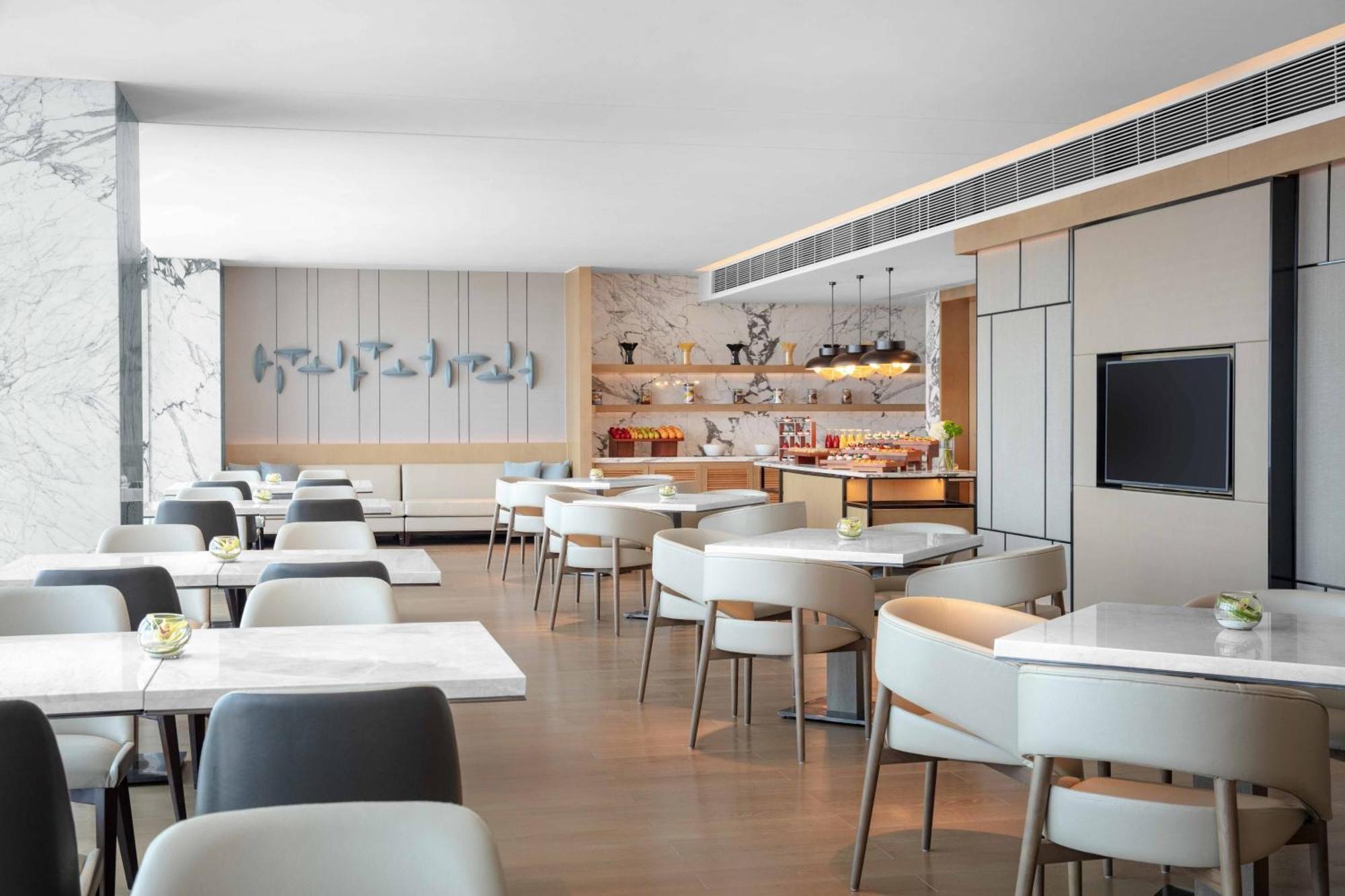 Courtyard By Marriott Shenzhen Bao'An Hotel Екстериор снимка