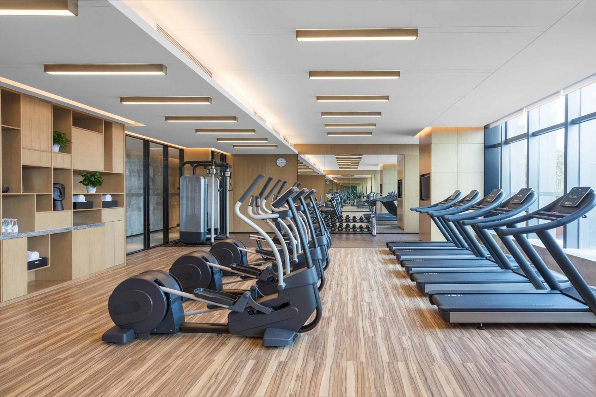 Courtyard By Marriott Shenzhen Bao'An Hotel Екстериор снимка